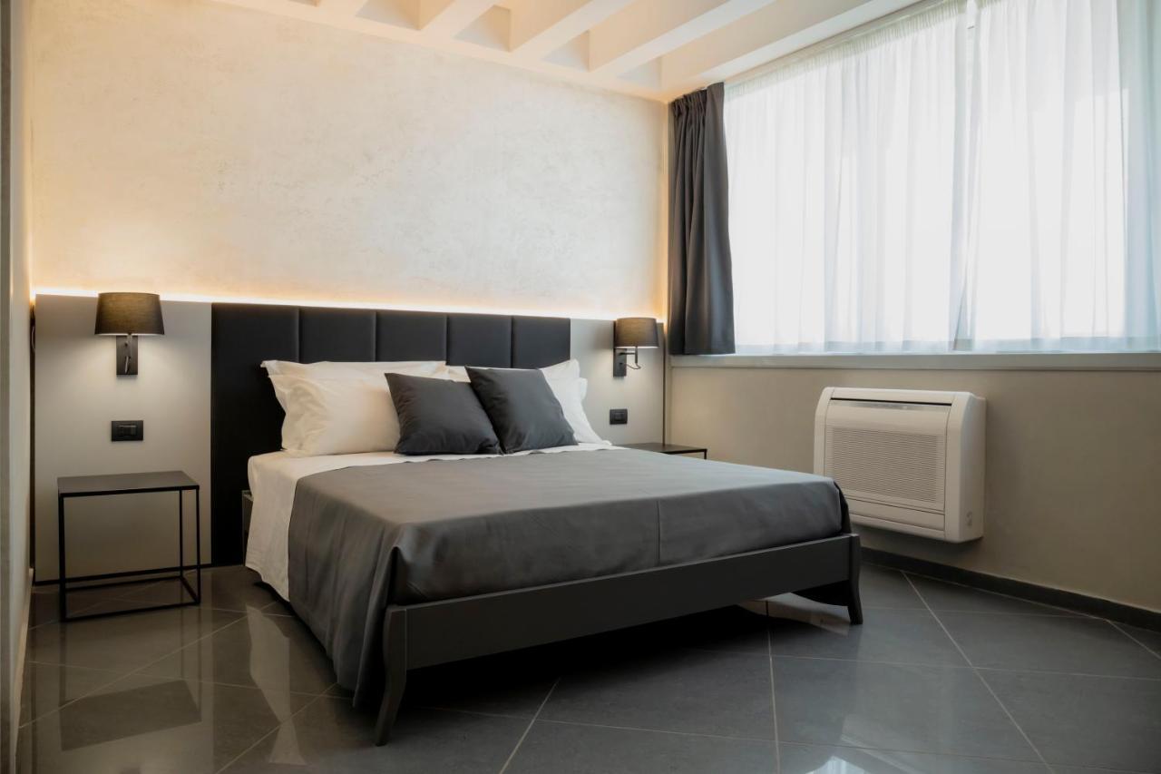 Tranquillo Uptown Lecce Hotel ภายนอก รูปภาพ