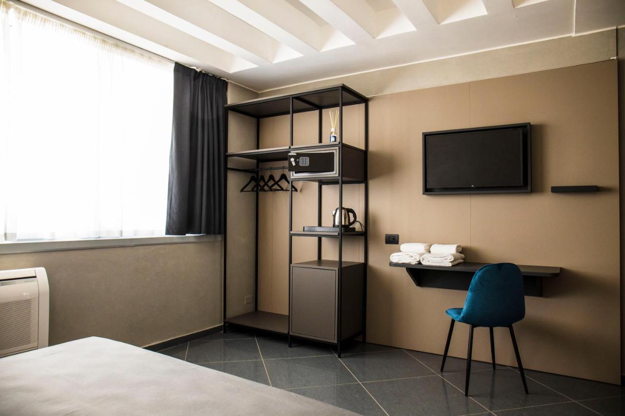 Tranquillo Uptown Lecce Hotel ภายนอก รูปภาพ